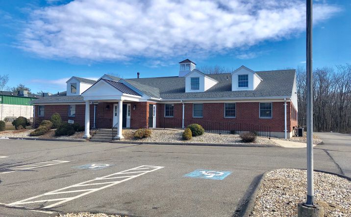 Pictures of Office property located at 26 Shunpike Rd, Cromwell, CT 06416 for lease - image #1