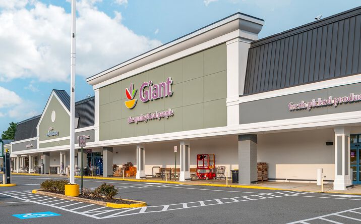 Pictures of Retail property located at 8040-8092 Rolling Road, Springfield, VA 22153 for lease - image #1