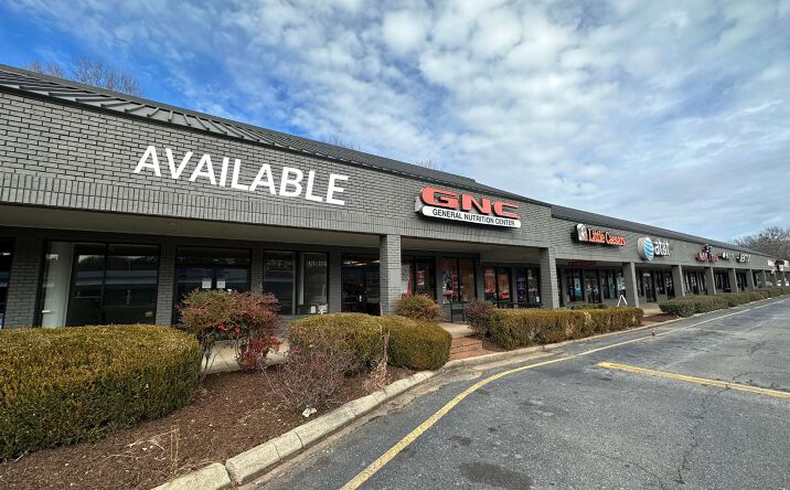 Pictures of Retail property located at 199 Pottery Factory Dr, Commerce, GA 30529 for lease - image #1