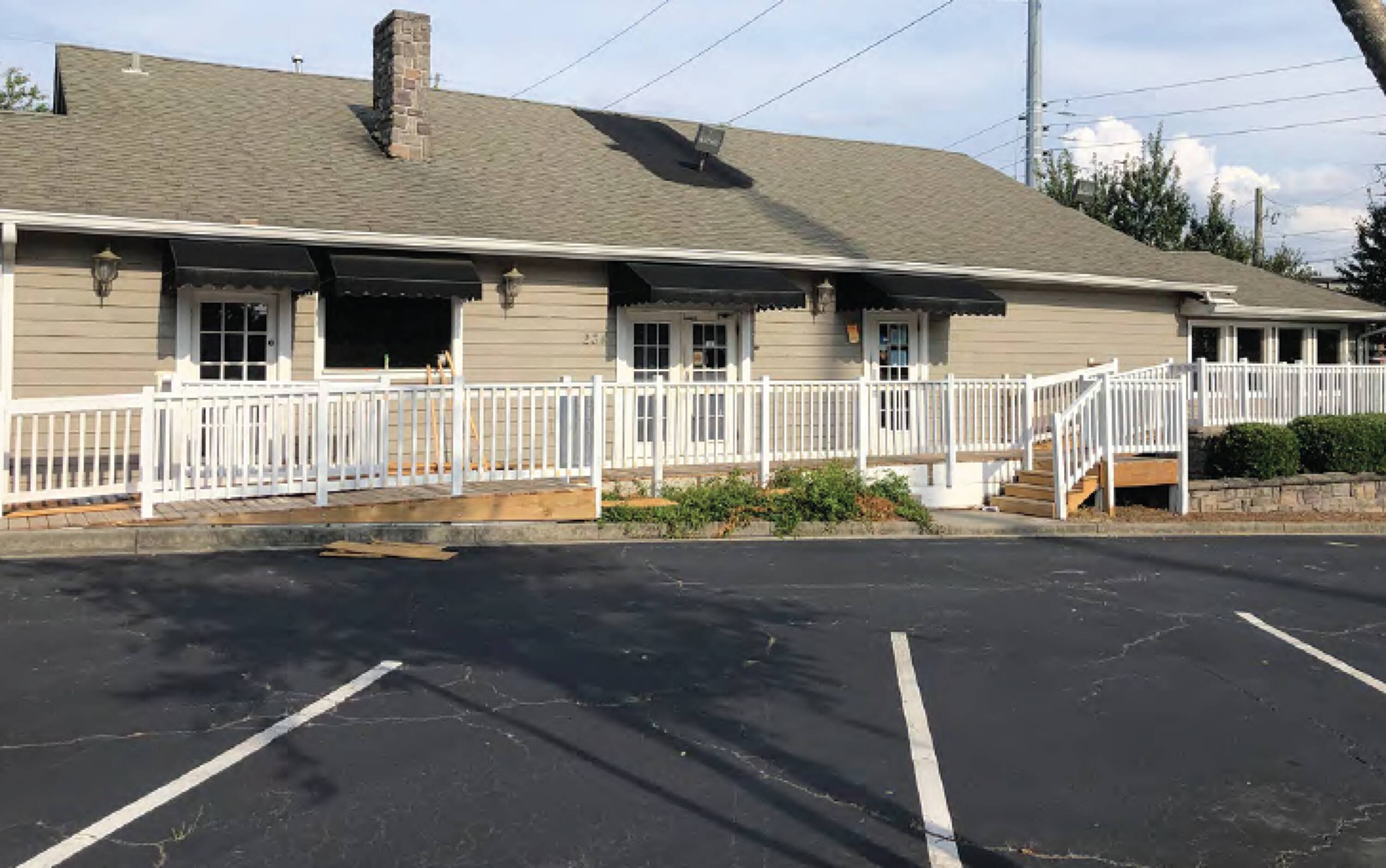 234 Hilderbrand Dr, Sandy Springs, GA 30328