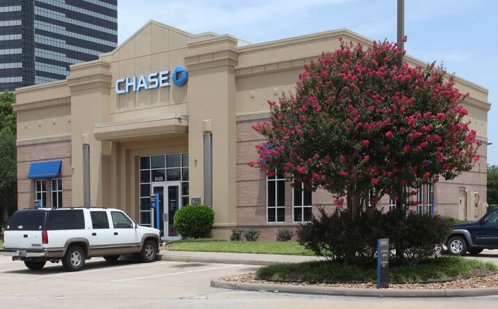 Pictures of Retail property located at 10420 Westheimer Rd, Houston, TX 77042 for lease - image #1