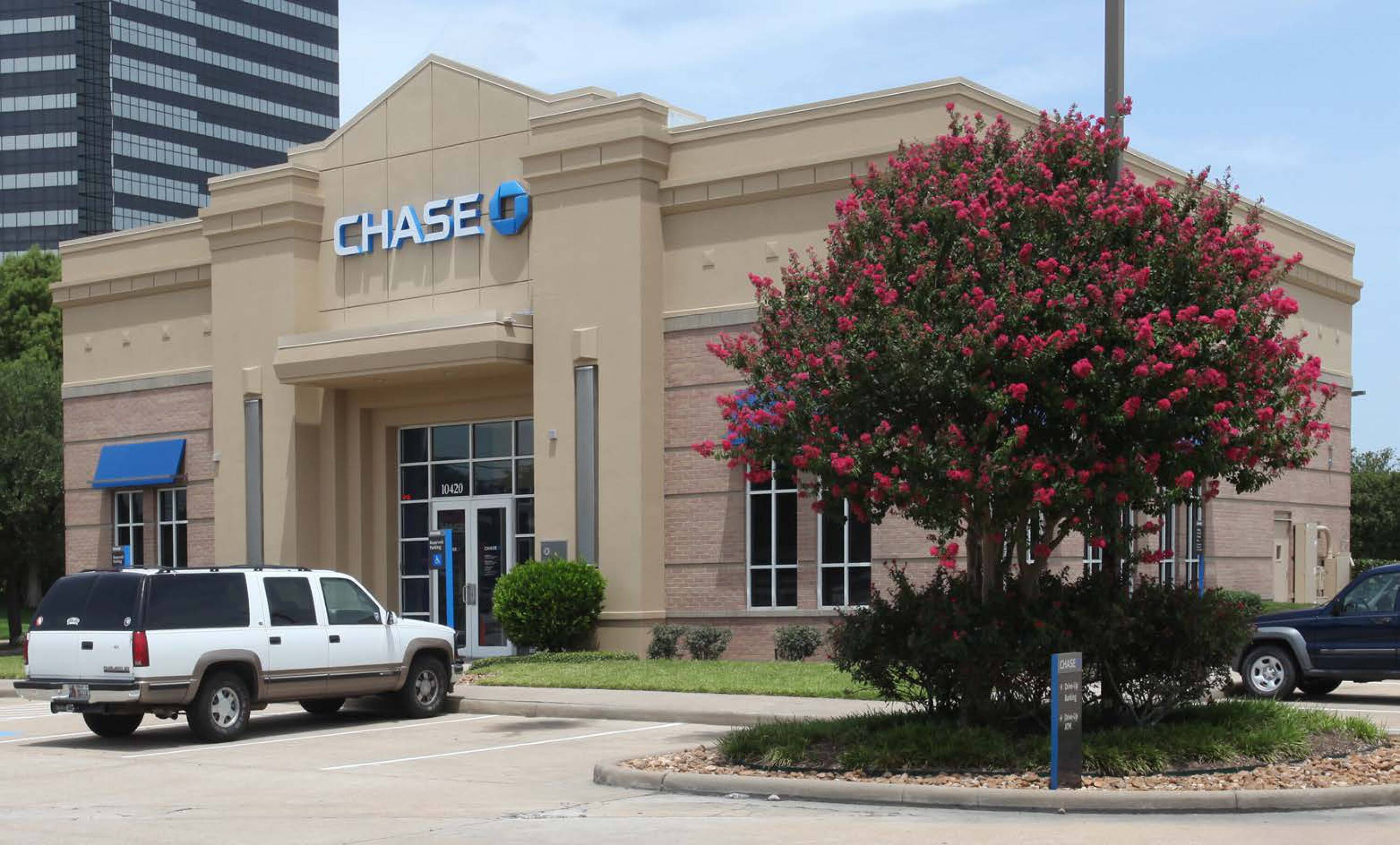 10420 Westheimer