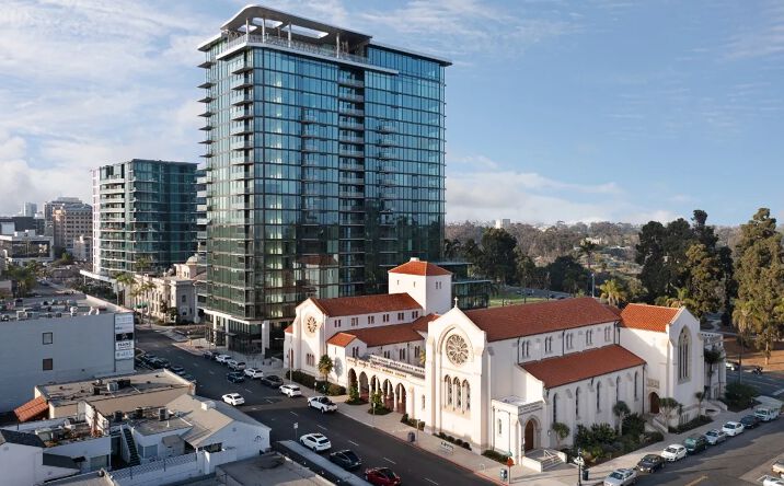 Pictures of Retail, Office, Restaurant property located at 525 Olive St, San Diego, CA 92103 for lease - image #1