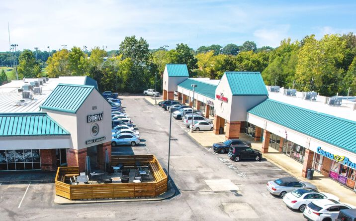 Pictures of Retail property located at 815 Exocet Dr, Memphis, TN 38018 for lease - image #1