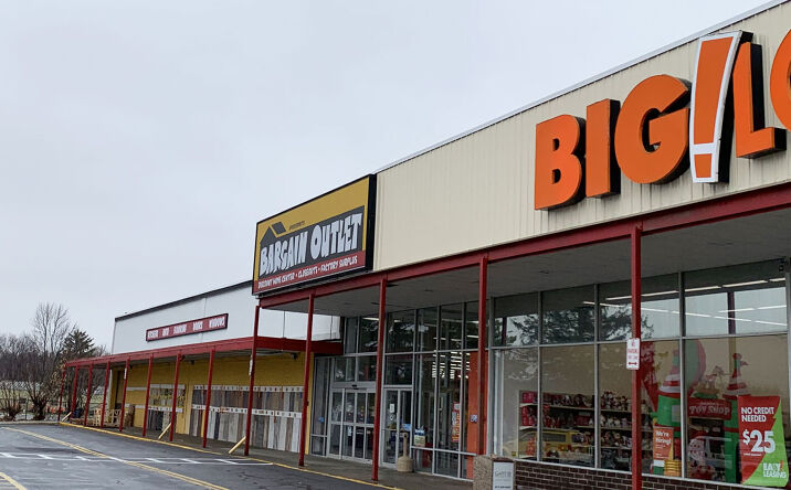 Pictures of Retail property located at 3662 NY-281, Cortland, NY 13045 for lease - image #1