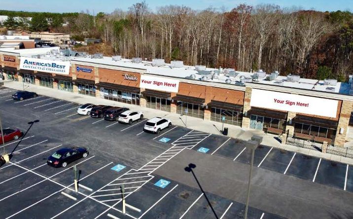 Pictures of Retail, Restaurant property located at 1946-1986 & 1990-1998 West Spring St, Monroe, GA 30655 for lease - image #1