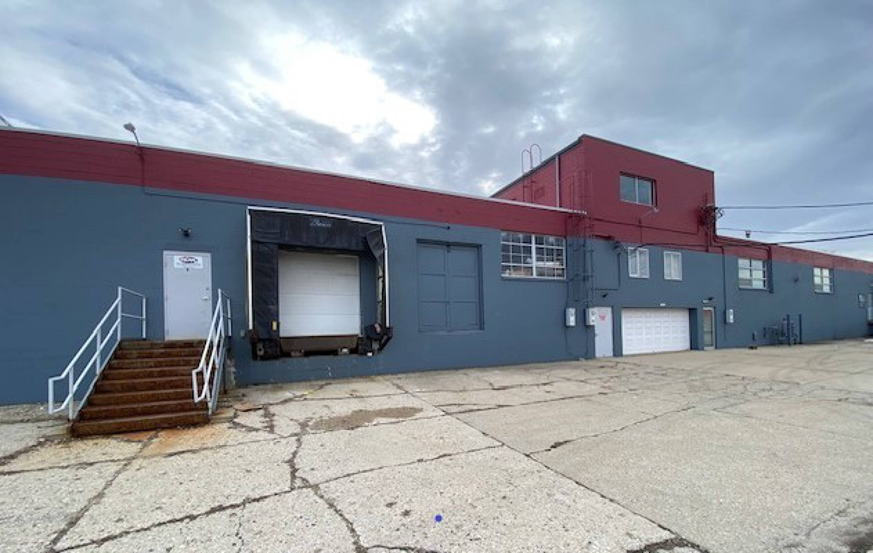 1515 Ellis St, Waukesha, WI 53186