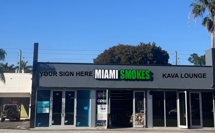 Pictures of Retail, Restaurant property located at 1949 NE 163rd St, North Miami Beach, FL 33162 for lease - image #1