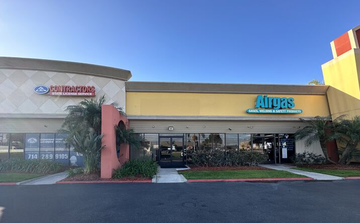 Pictures of Retail, Industrial property located at 514-538 W Katella Ave, Orange, CA 92867 for lease - image #1