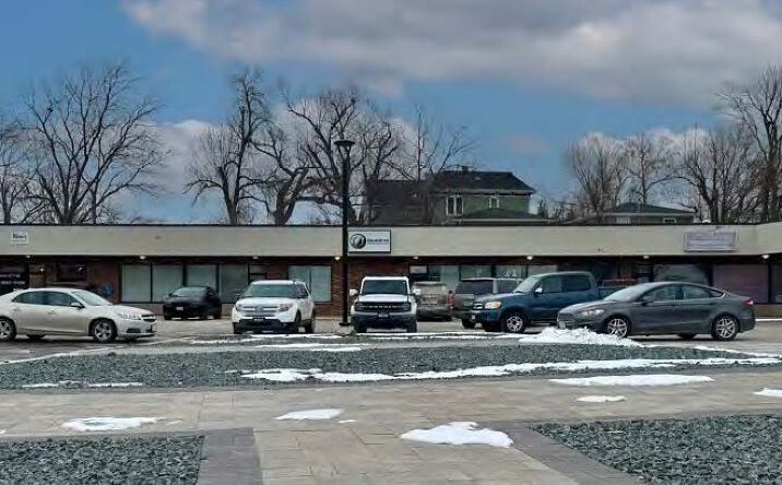 Pictures of Retail, Office property located at 115 Marion Blvd, Marion, IA 52302 for lease - image #1