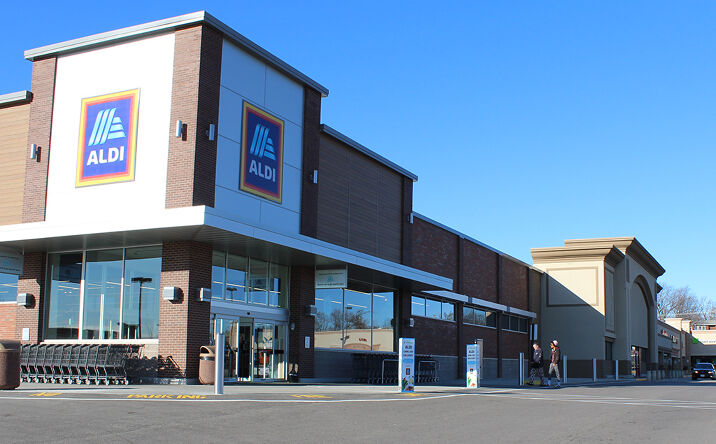 Pictures of Retail property located at 3843 Gravois Ave, St. Louis, MO 63116 for sales - image #1