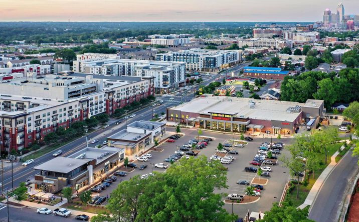 Pictures of Retail property located at 2717 South Blvd, Charlotte, NC 28209 for lease - image #1