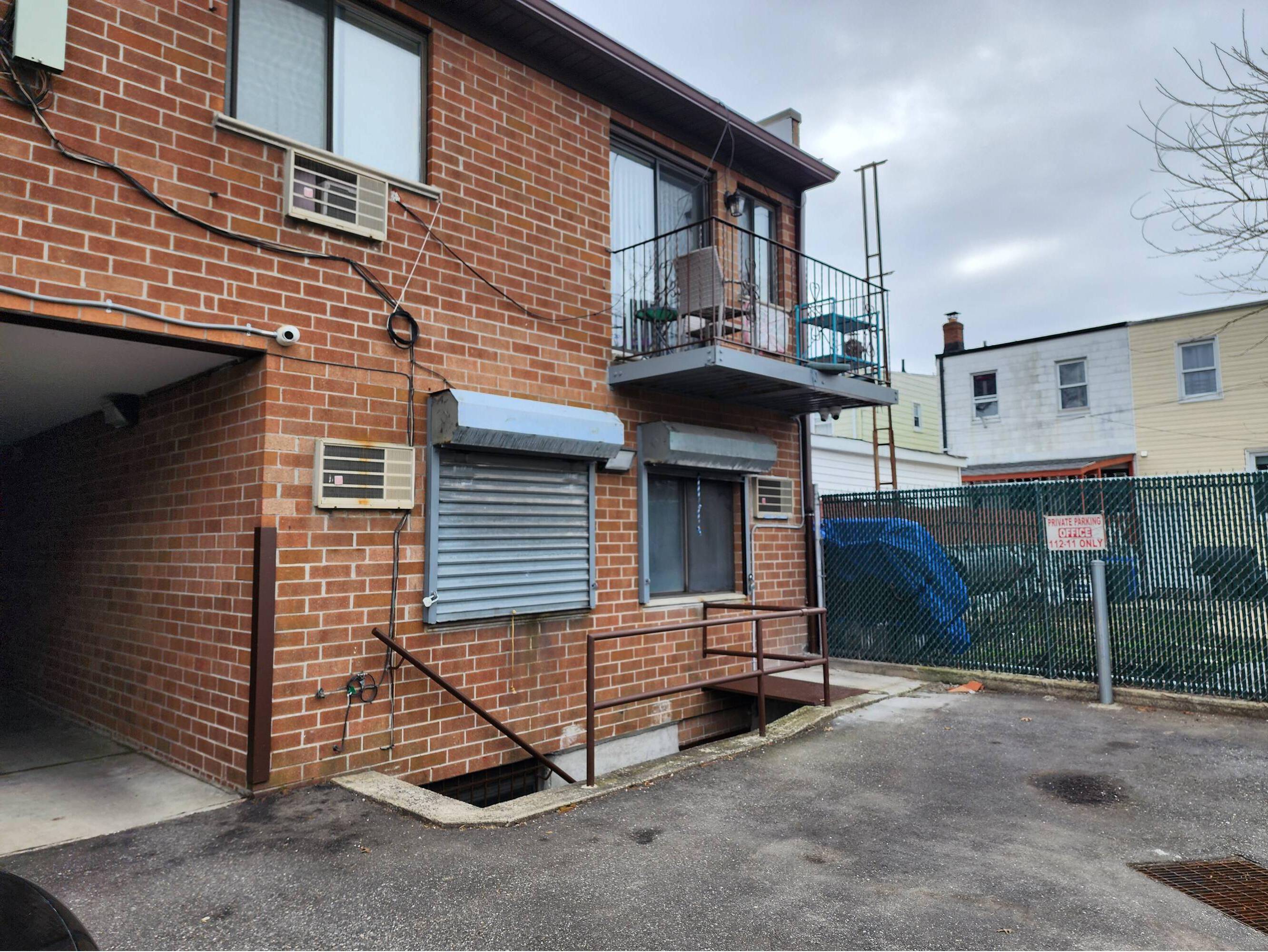 11211 Atlantic Ave, Queens, NY 11418