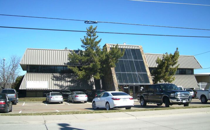 Pictures of Office property located at 1301 E Parkerville Rd, DeSoto, TX 75115 for lease - image #1