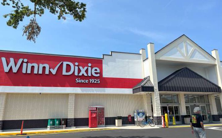 Pictures of Retail property located at 1722 S 8th St, Fernandina Beach, FL 32034 for lease - image #1