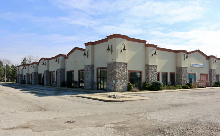Pictures of Office property located at 3995 Fashion Square Blvd, Suite 6, Saginaw, MI 48603 for lease - image #1
