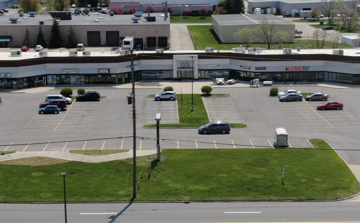 Pictures of Retail, Office property located at 2986 28th St SW, Grandville, MI 49418 for lease - image #1