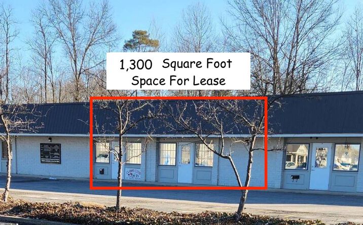 Pictures of Retail, Office property located at 9425 Olde 8 Rd, Northfield, OH 44067 for lease - image #1
