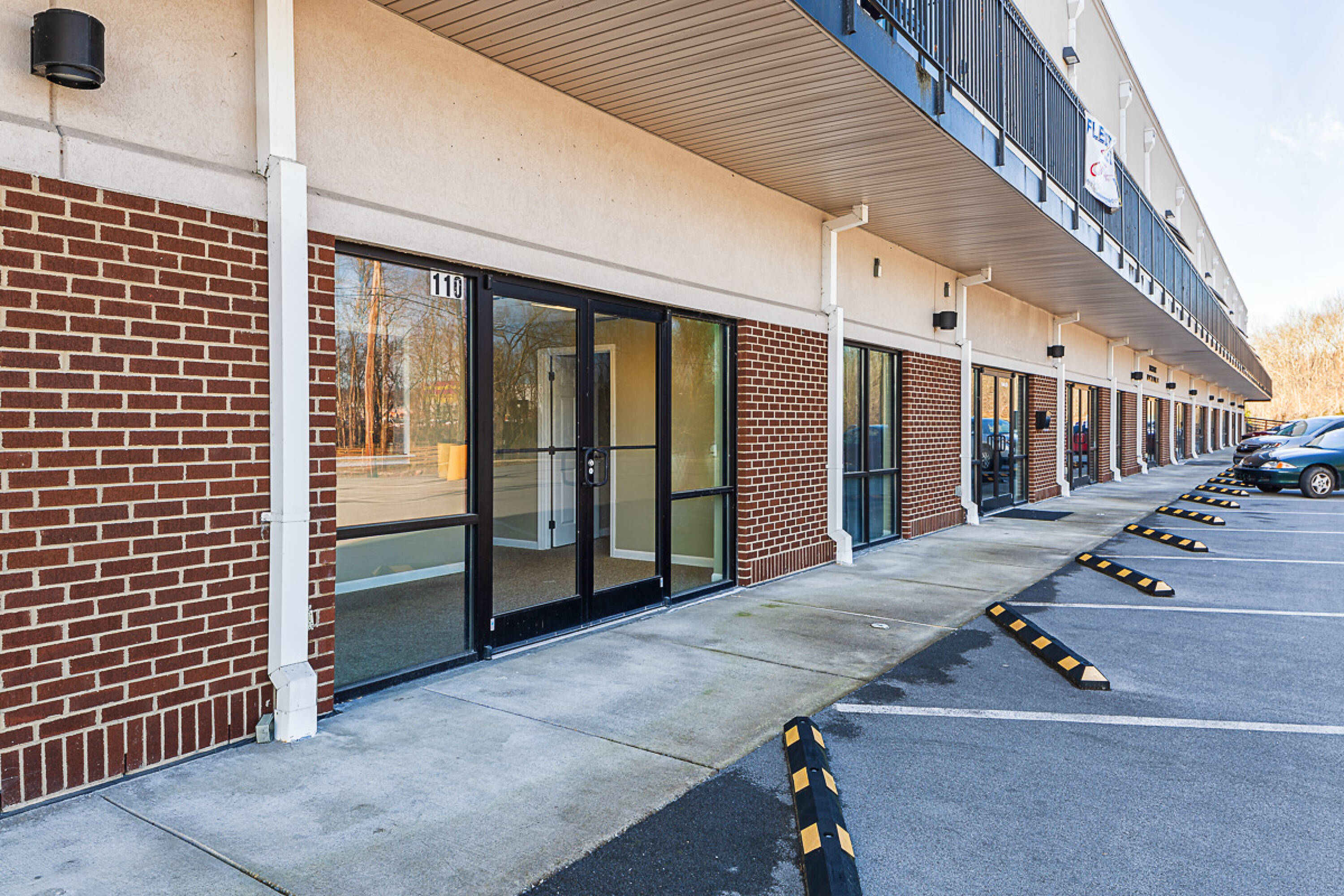 1880 N Eastman Rd, Kingsport, TN 37664