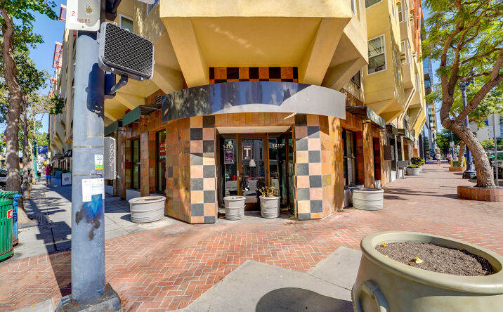 Pictures of Retail, Office property located at 1415 India St, San Diego, CA 92101 for lease - image #1