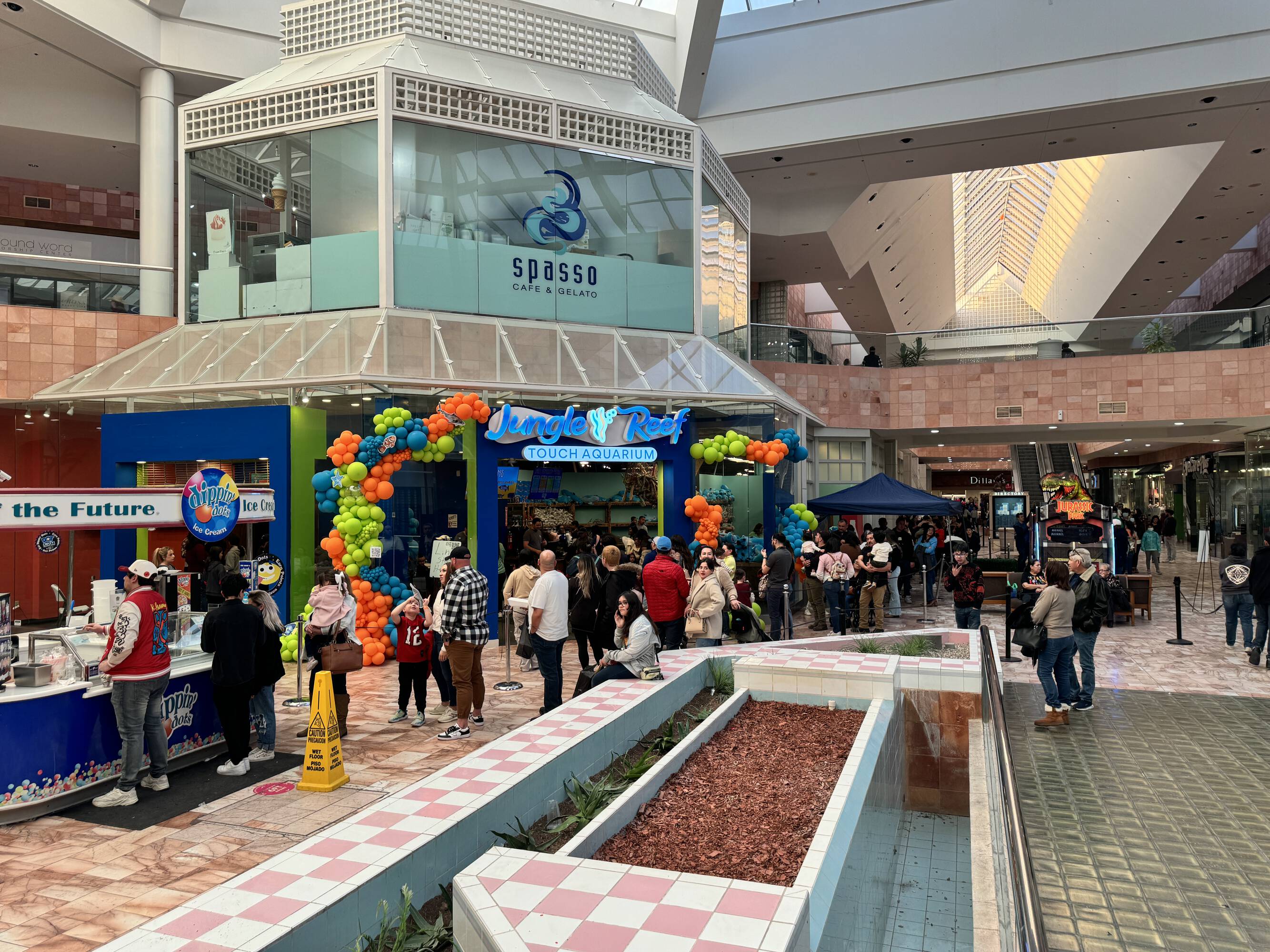 750 Sunland Park Dr, El Paso, TX 79912 | Crexi.com