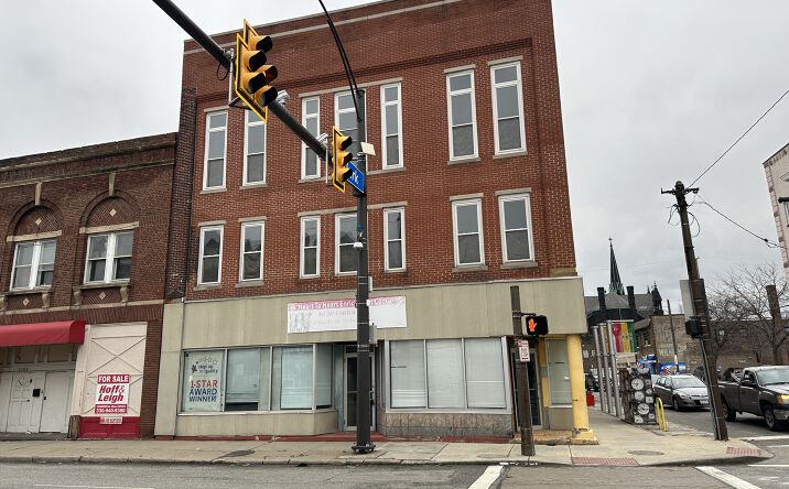 Pictures of Retail, Office, Special Purpose property located at 3093 W 25th St, Cleveland, OH 44113 for lease - image #1