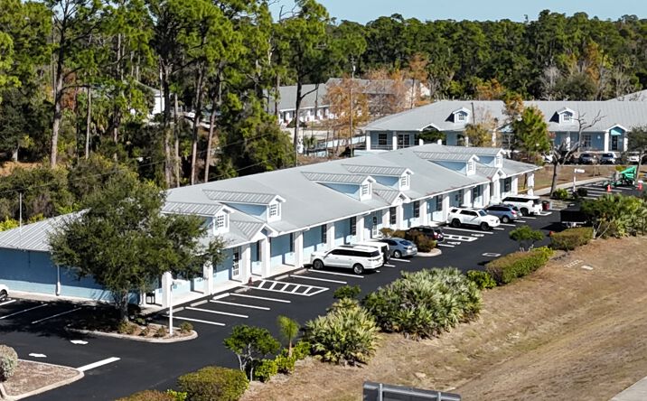 Pictures of Office property located at 942 Tamiami Trl, Port Charlotte, FL 33953 for lease - image #1