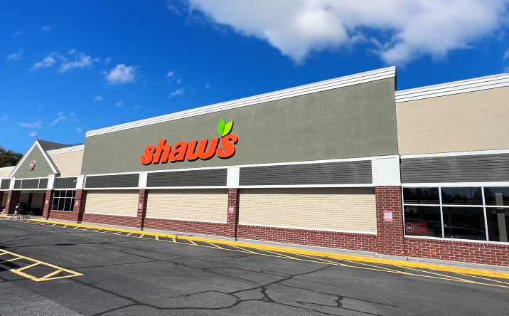 Pictures of Retail, Restaurant property located at 586 Nashua St, Milford, NH 03055 for lease - image #1