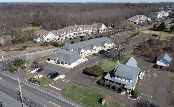 Pictures of Office property located at 668 Woodbourne Rd, Langhorne, PA 19047 for lease - image #1