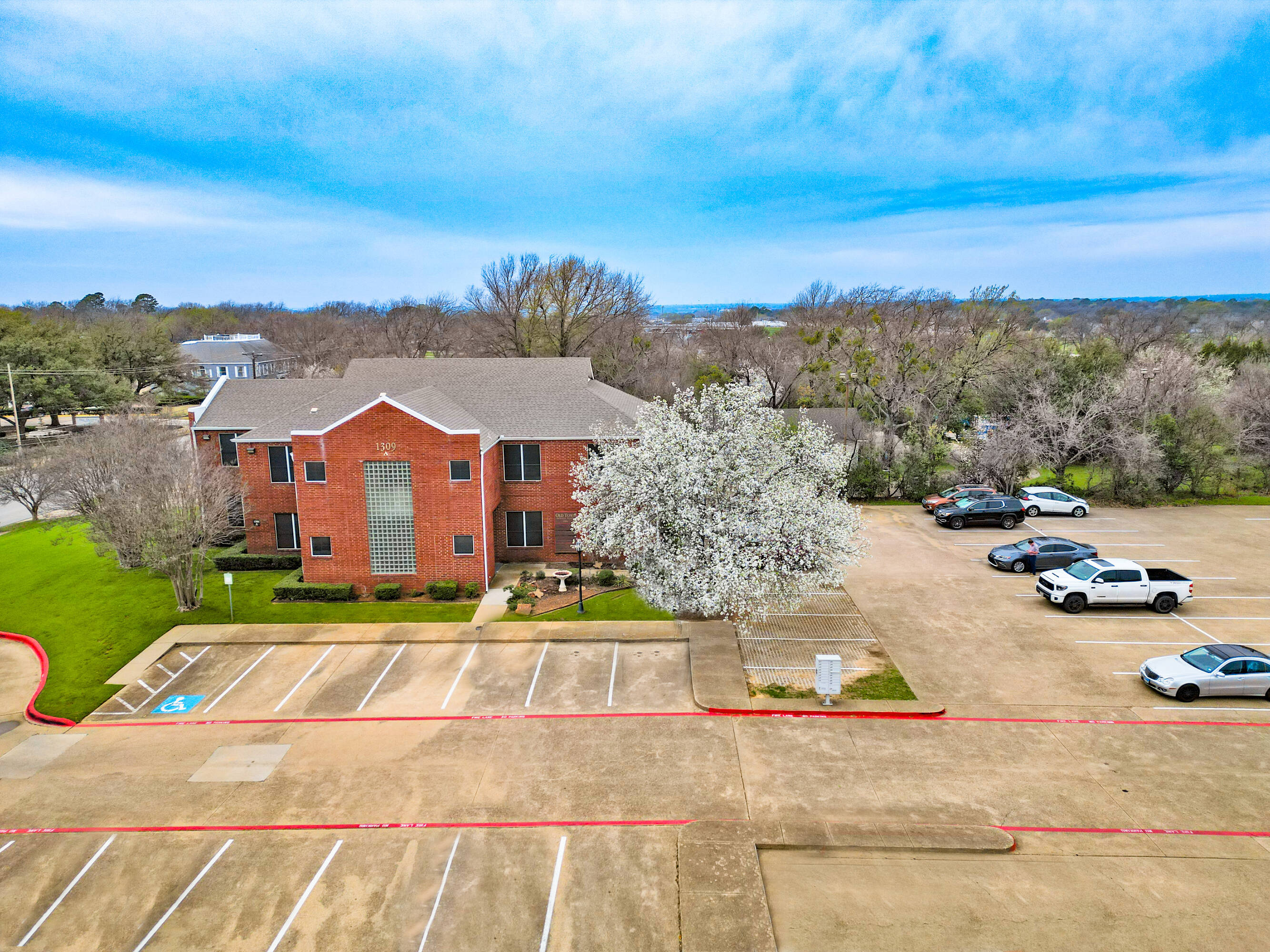Abrams St, Arlington, TX 76010