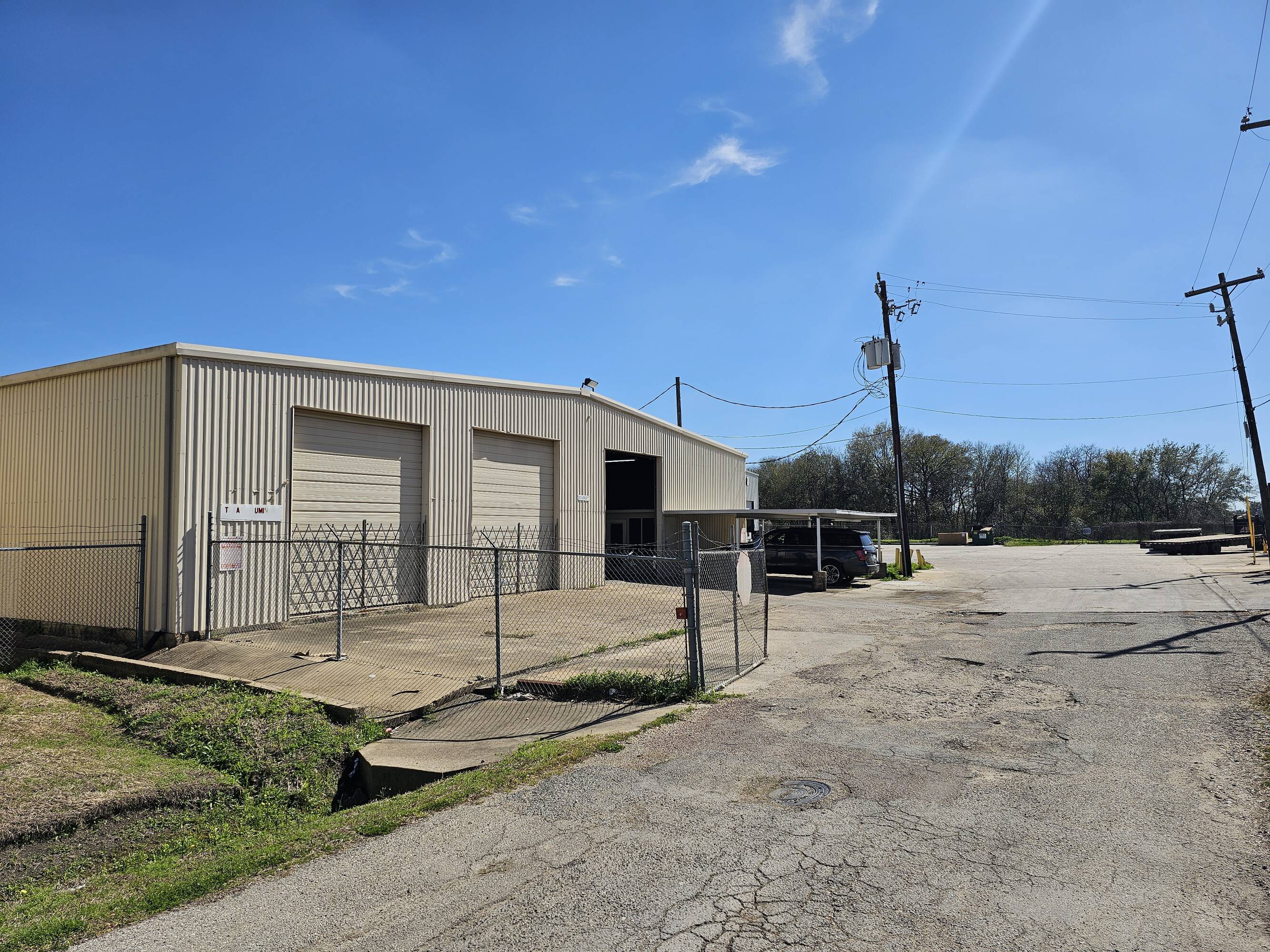 For Lease | ±20,083 SF Industrial Space