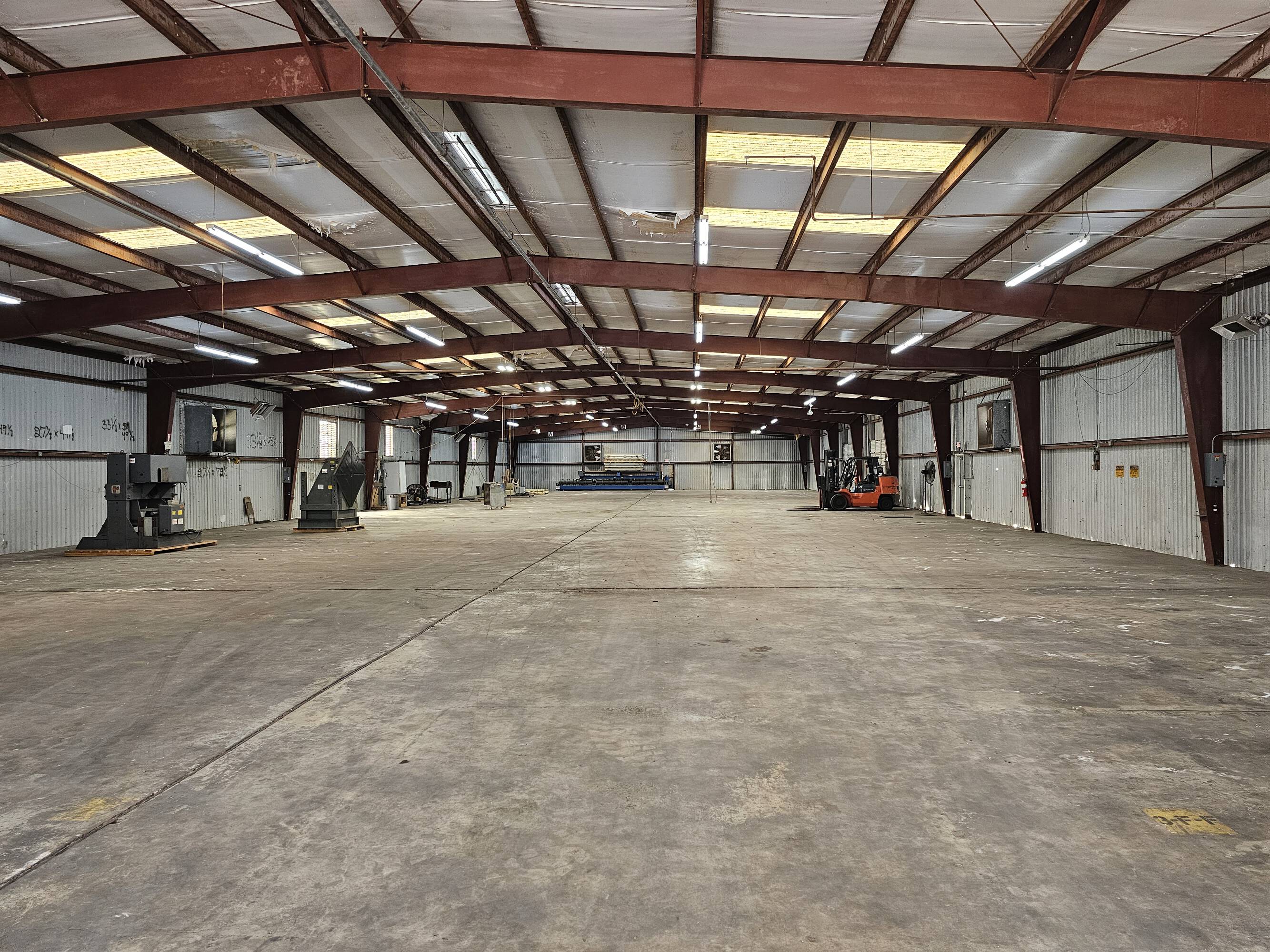 For Lease | ±20,083 SF Industrial Space