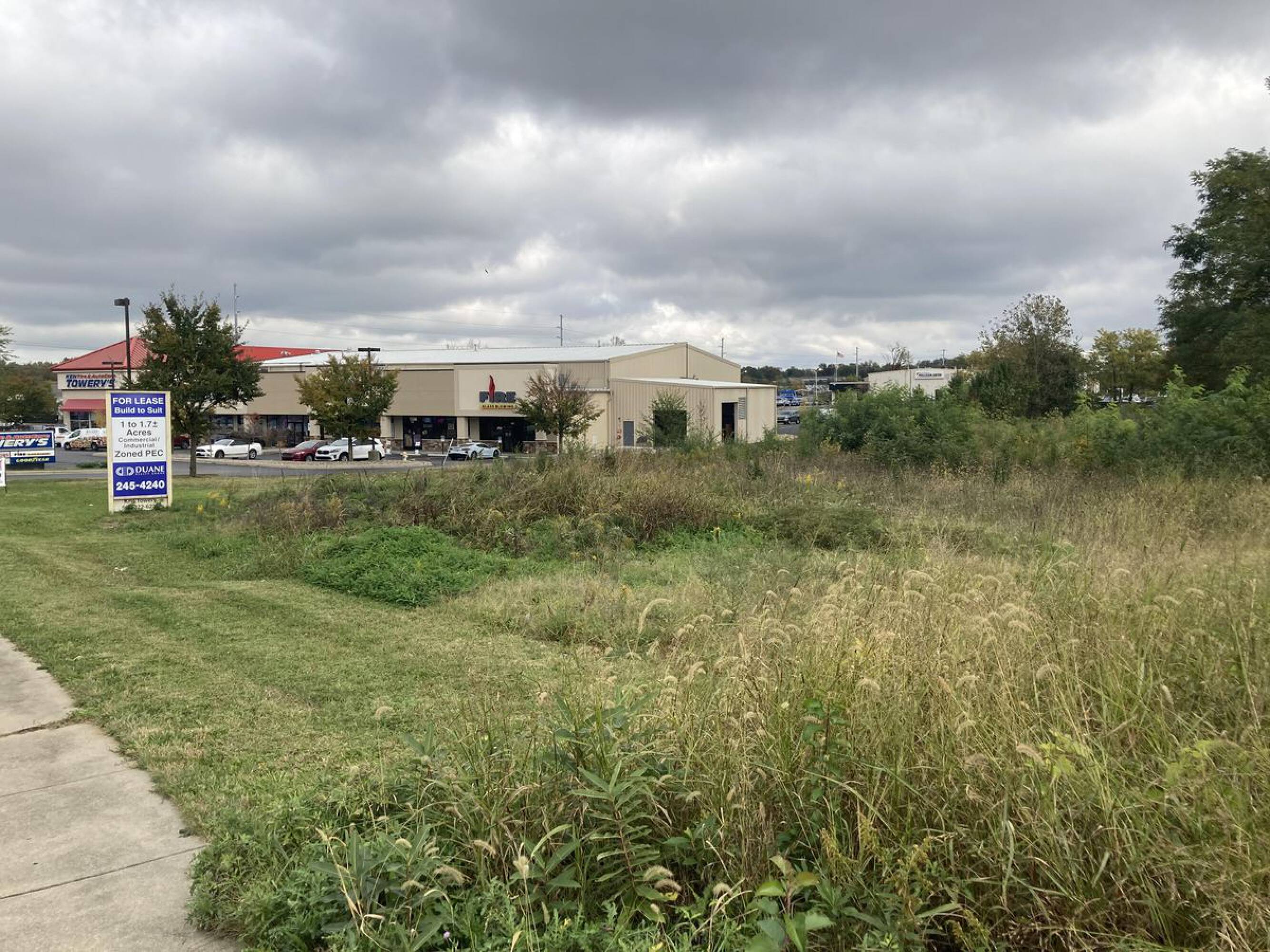 11300 Westport Rd, Louisville, KY 40241