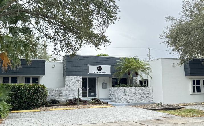 212 SE 8th St, Fort Lauderdale, FL 33316 | Crexi.com