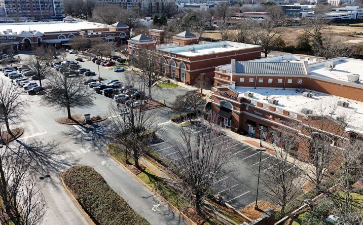 Pictures of Retail property located at 3904 Colony Rd, Charlotte, NC 28211 for lease - image #1
