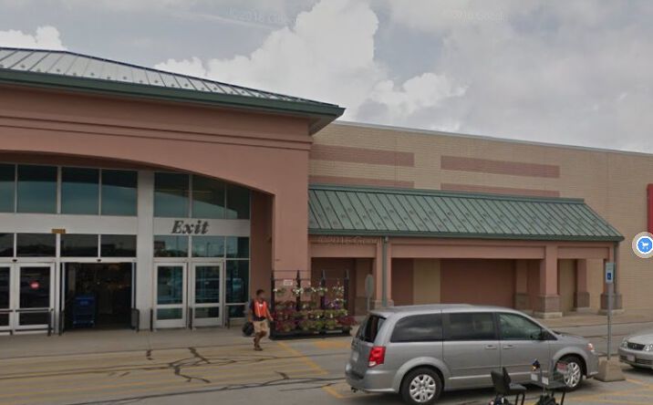 Pictures of Retail property located at 10055 Olde US 20, Rossford, OH 43460 for lease - image #1
