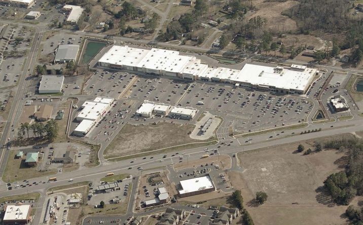 Pictures of Retail property located at Dr. Martin Luther King Blvd & South Glenburnie Rd, New Bern, NC 28562 for lease - image #1
