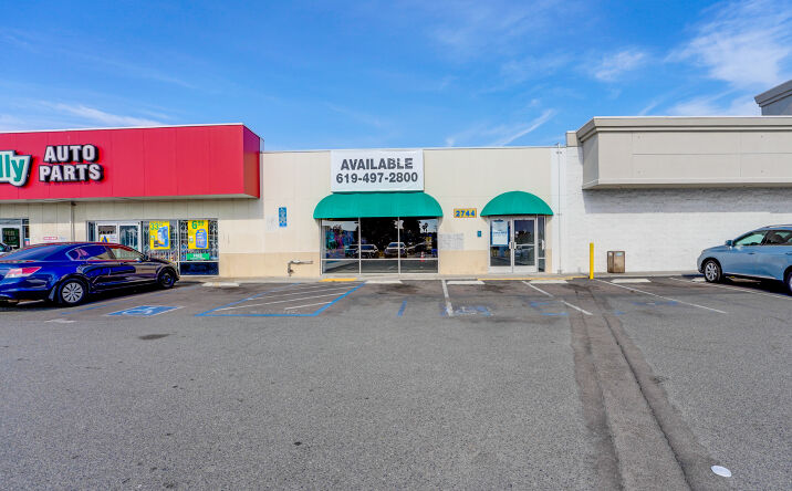 Pictures of Retail, Office property located at 2744 Midway Dr, San Diego, CA 92110 for lease - image #1