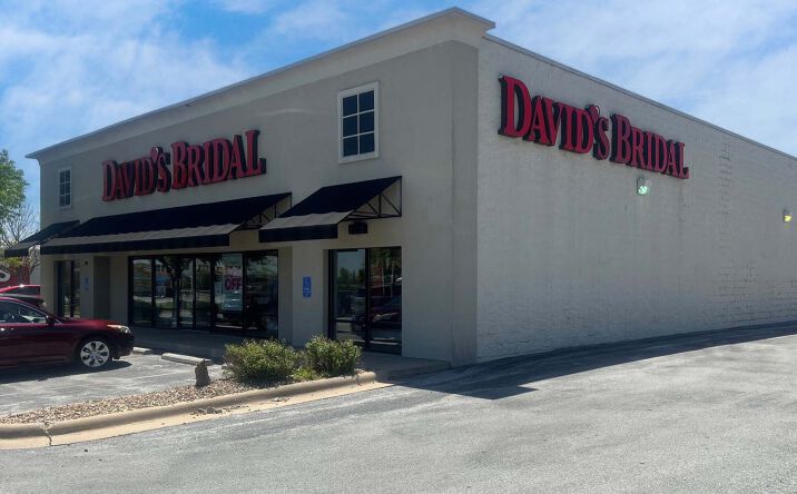 Pictures of Retail property located at 3803 S Glenstone Ave, Springfield, MO 65804 for lease - image #1