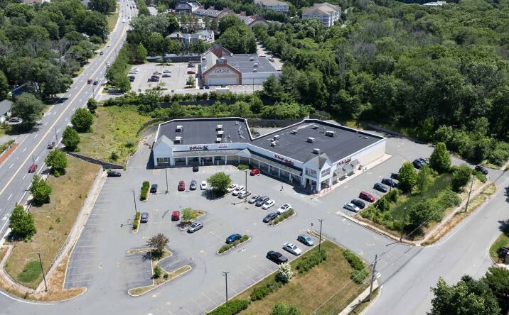 Pictures of Retail property located at 790 Waverly Road, North Andover, MA 01845 for lease - image #1