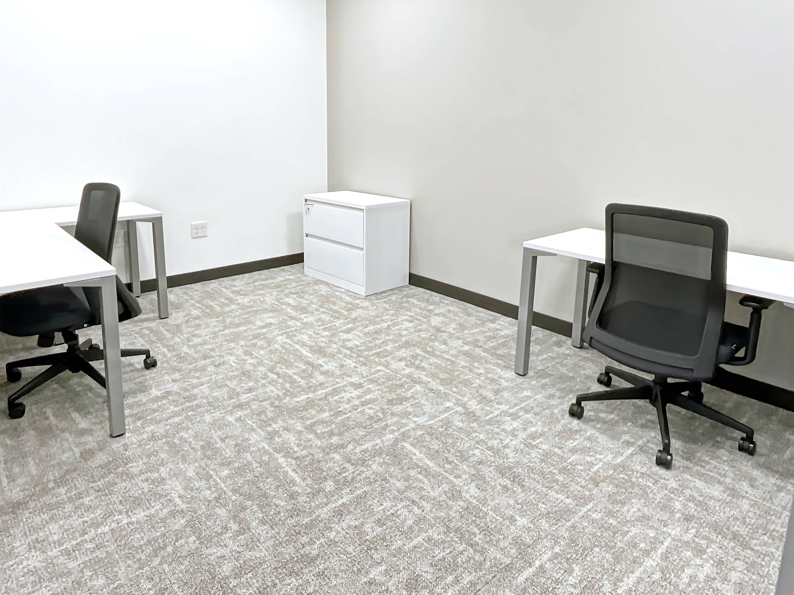 3115577
