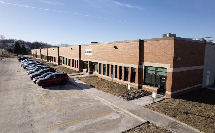 Pictures of Retail, Office, Industrial property located at 600 SW 7th St, Des Moines, IA 50309 for lease - image #1