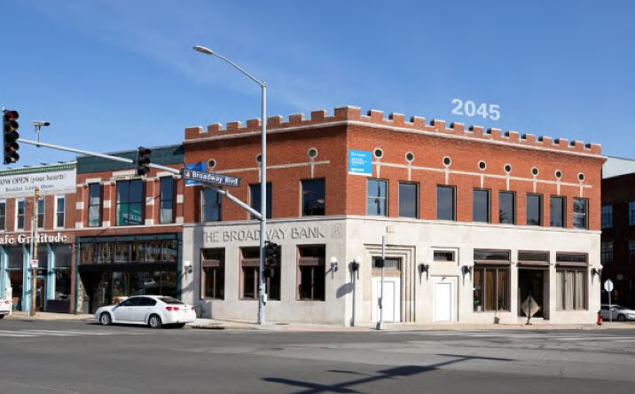Pictures of Office property located at 2045 Broadway Blvd, KCMO, MO 64108 for lease - image #1