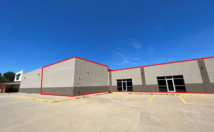 Pictures of Industrial property located at 2404 George Washington Blvd, Wichita, KS 67210 for lease - image #1