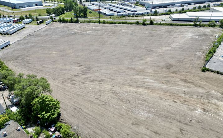 Pictures of Land property located at 2505 N Sherman Dr, Indianapolis, IN 46218 for lease - image #1