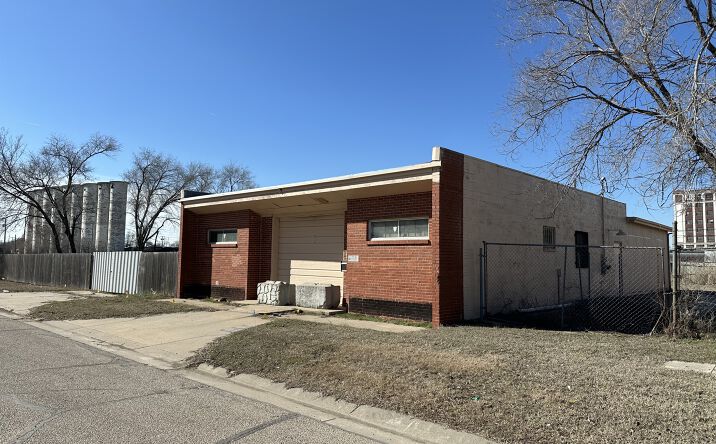 1947 N Santa Fe St, Wichita, KS 67214 | Crexi.com