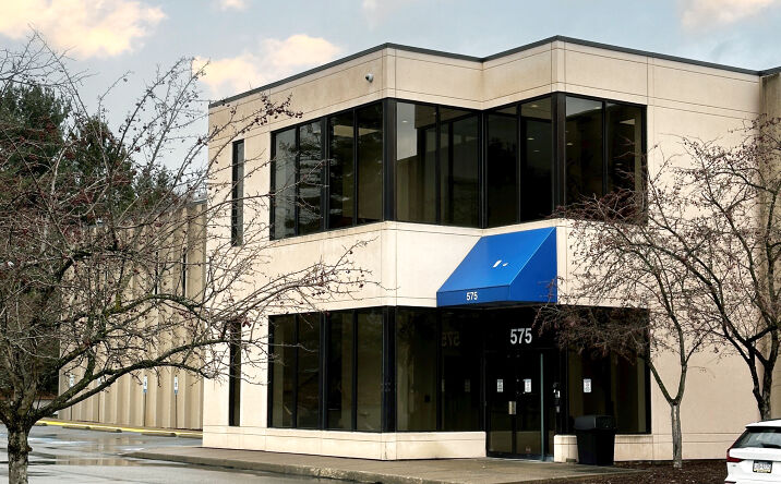Pictures of Office property located at 575 Epsilon Dr, Pittsburgh, PA 15238 for lease - image #1