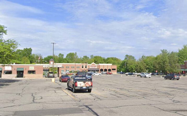 Pictures of Retail property located at 218-300 W. Main Street, Flushing, MI 48433 for lease - image #1