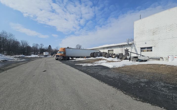 Pictures of Industrial property located at 39 Transport Ln, Pine Island, NY 10969 for lease - image #1