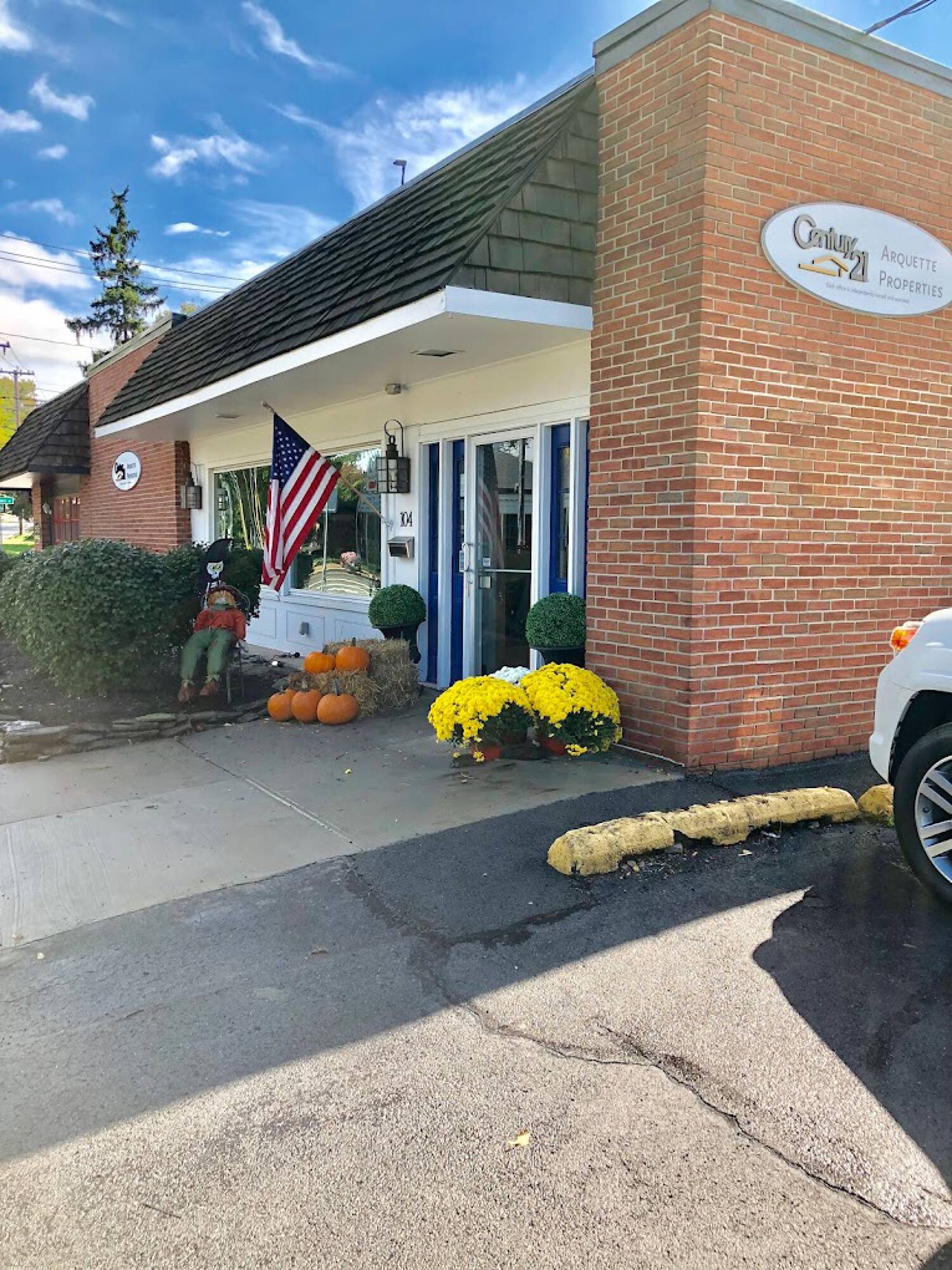 104 Salt Springs Rd, Fayetteville, NY 13066